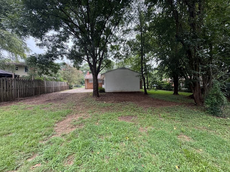 Huntsville House: 2503 Birchfield Street NW