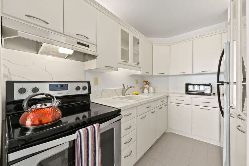 Honolulu Condo: 1013 Prospect St