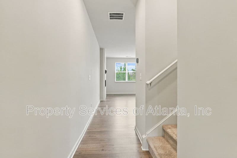 Flowery Branch House: 5313 Melbourne Ln