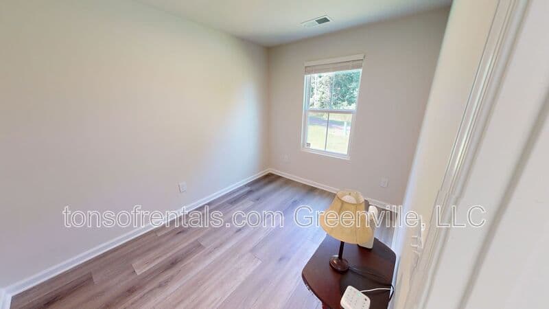 Greenville House: 848 Throckmorton Ct.