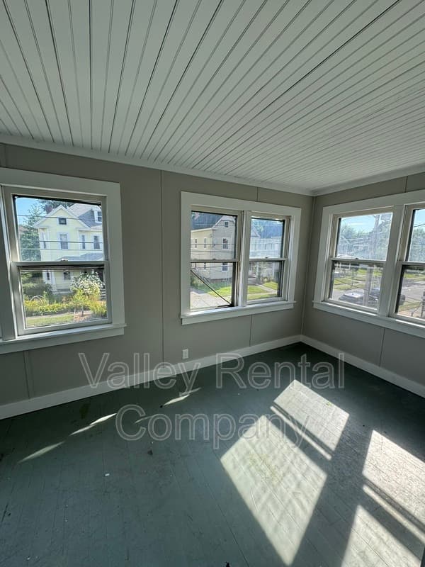 Northampton Condo: 20 Orchard Street - 2