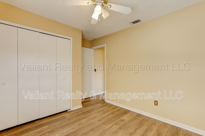 Jacksonville House: 3476 Raymur Villa Drive