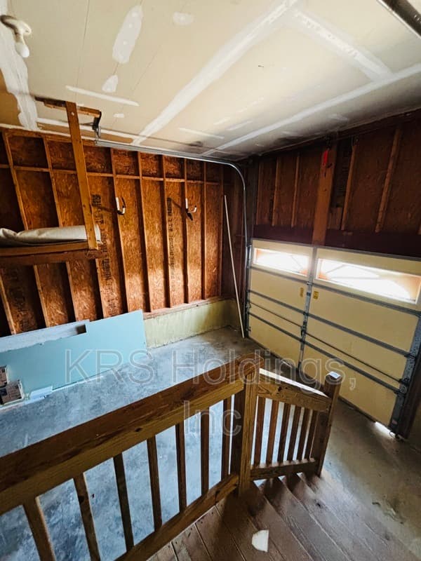 Chester House: 15012 Pine Vista Ln