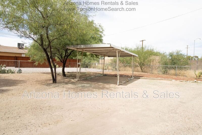 Tucson House: 122 N Martin Ave