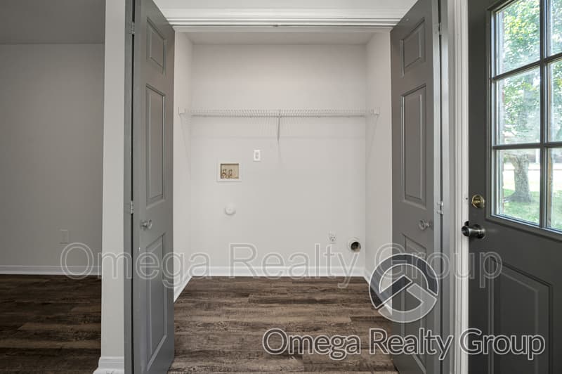 Columbiana Condo: 100 Egg And Butter Rd