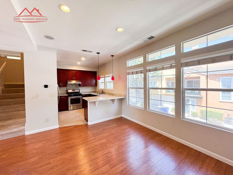 Fremont House: 3634 Fitzsimmons Cmn