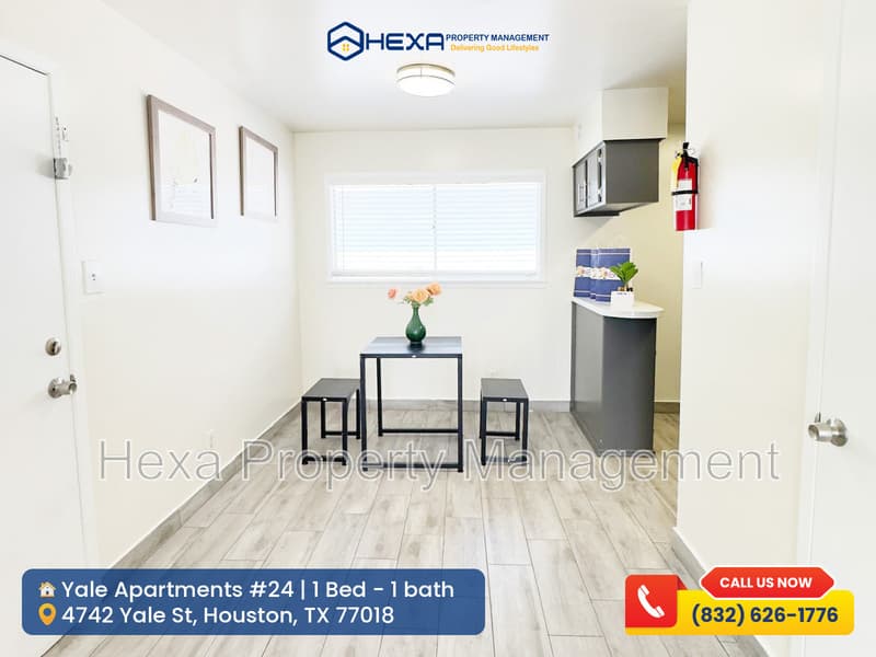Houston Condo: 4742 Yale St