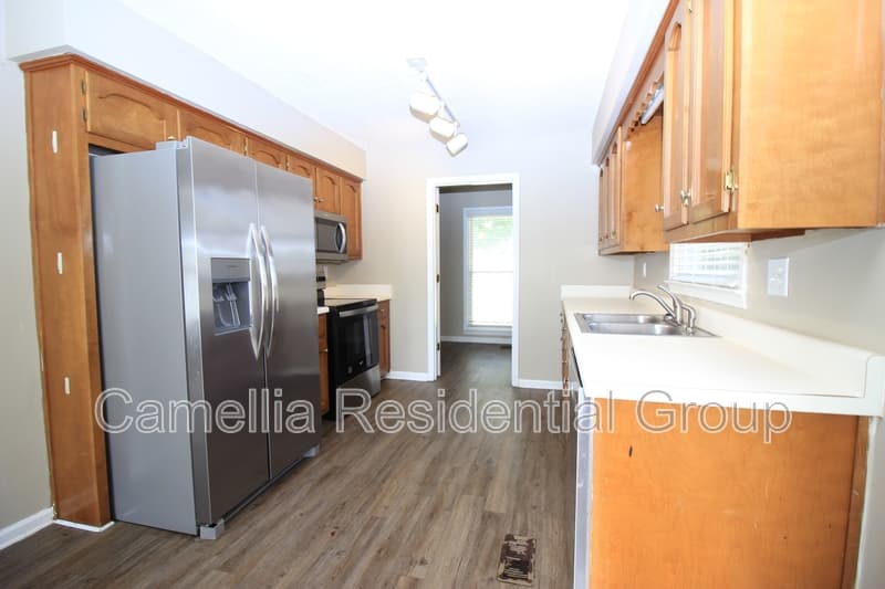 Calera House: 120 Southern Hills Circle