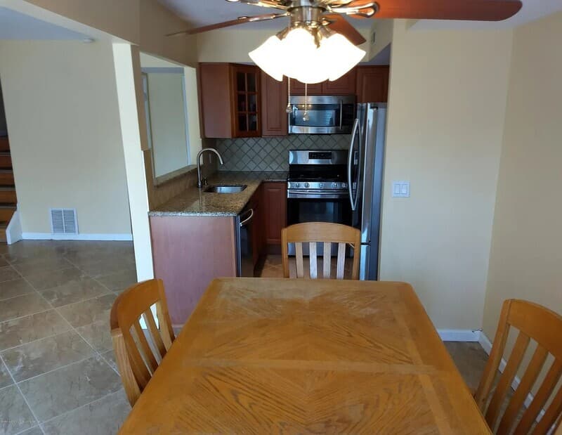Staten Island Condo: 58 Country Dr N