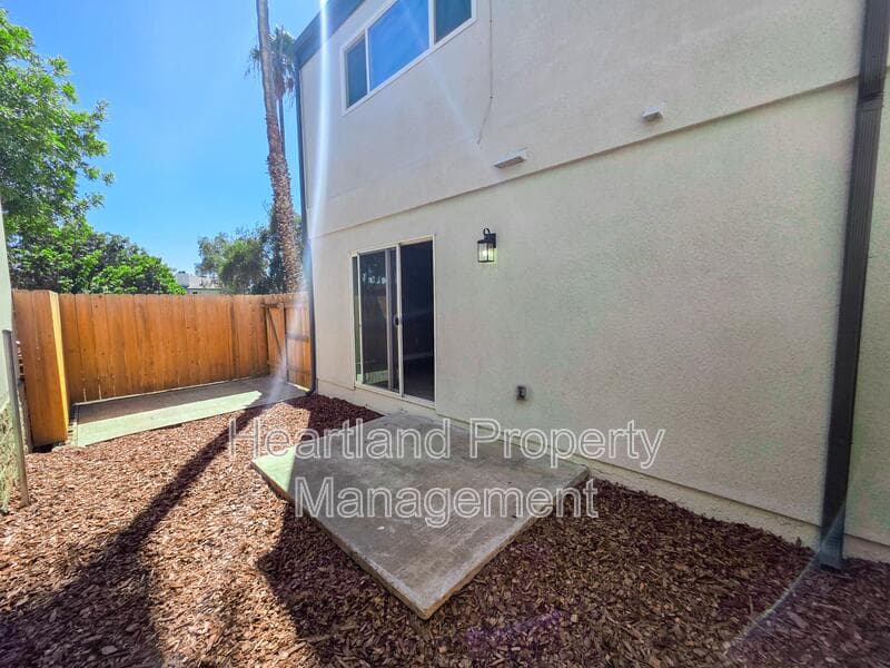 La Mesa Condo: 4879 Parks Ave