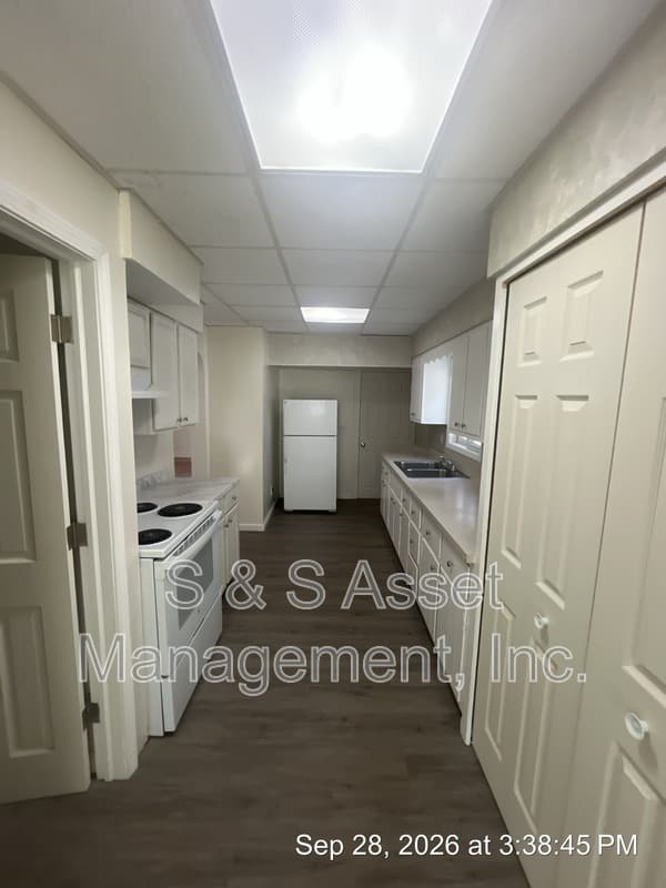 Lansing House: 1516 Vine Street