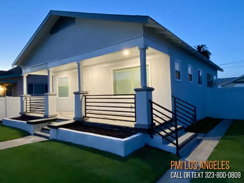 Los Angeles House: 1313 West 84th Place