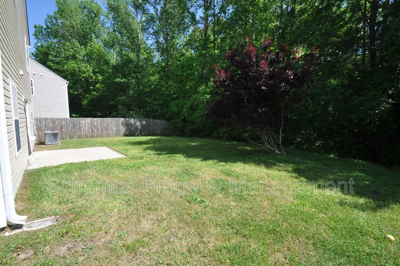 Raleigh House: 5909 Rivercliff Ct