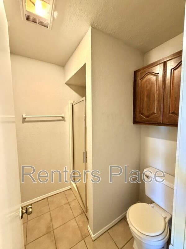 Tulsa House: 1525 E 73rd Pl