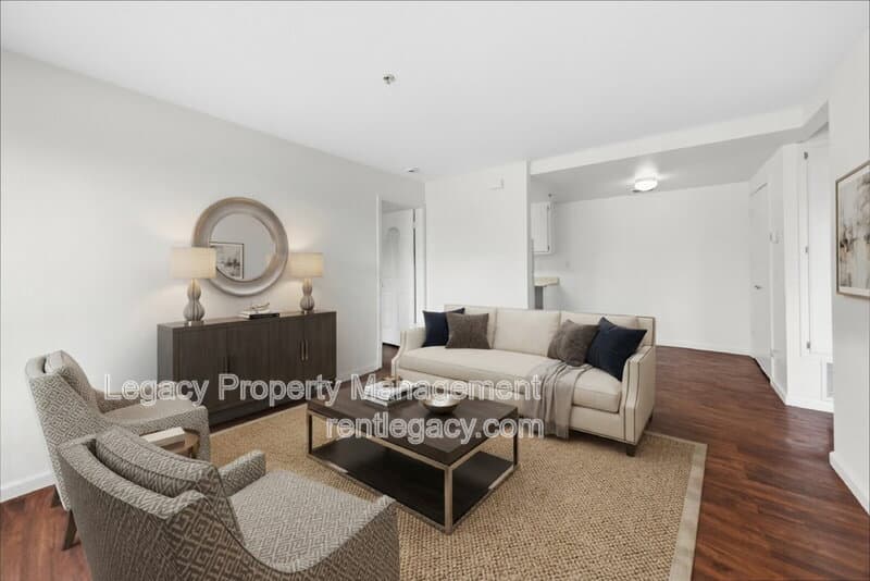 Sacramento Condo: 2630 Darwin St