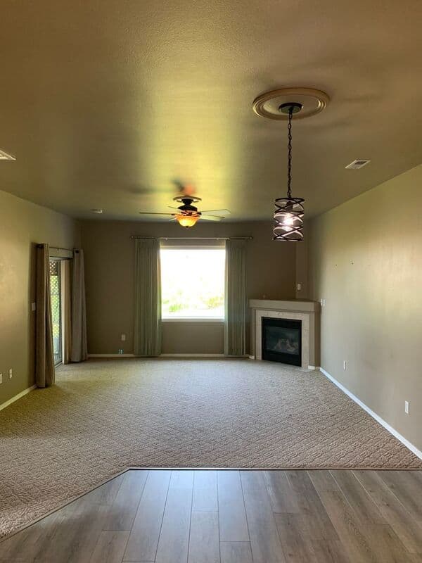 Pasco Townhome: 6002 Mia Lane