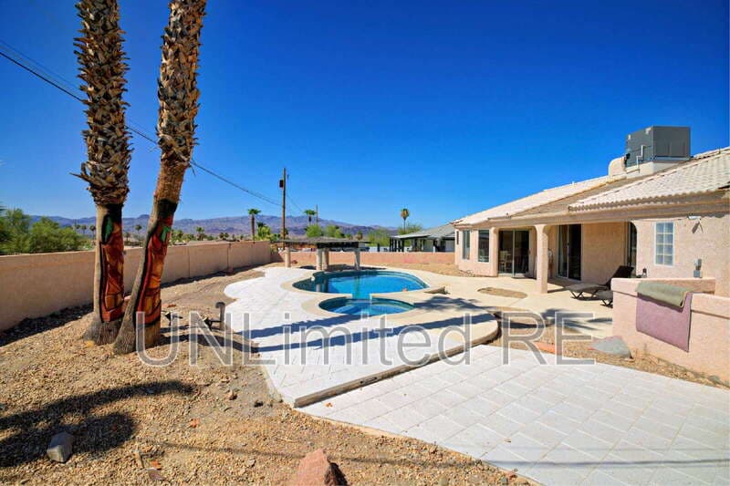 Lake Havasu City House: 304 Acoma Blvd S
