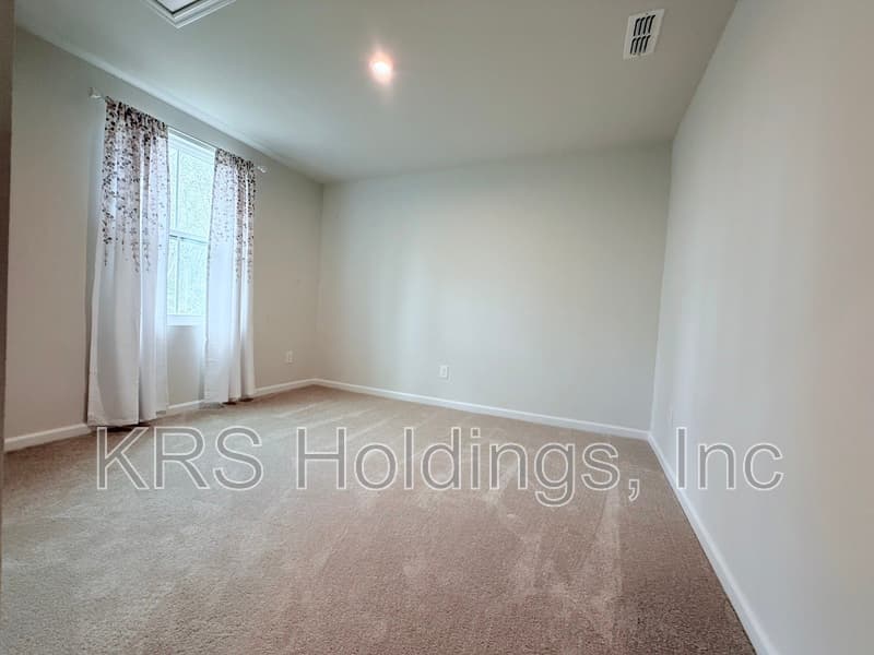 Angier House: 379 Hunting Wood Dr