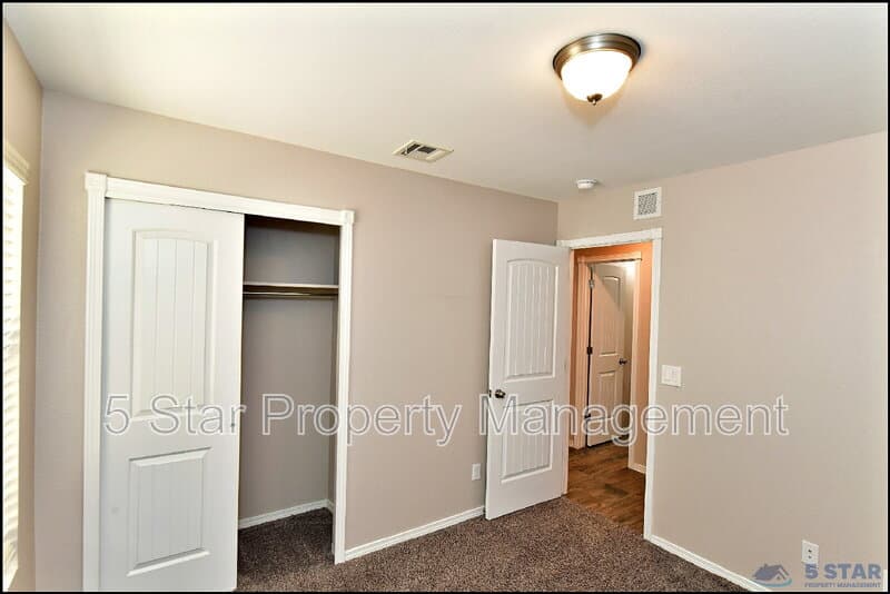 Horizon City House: 963 Aircoupe Way !!