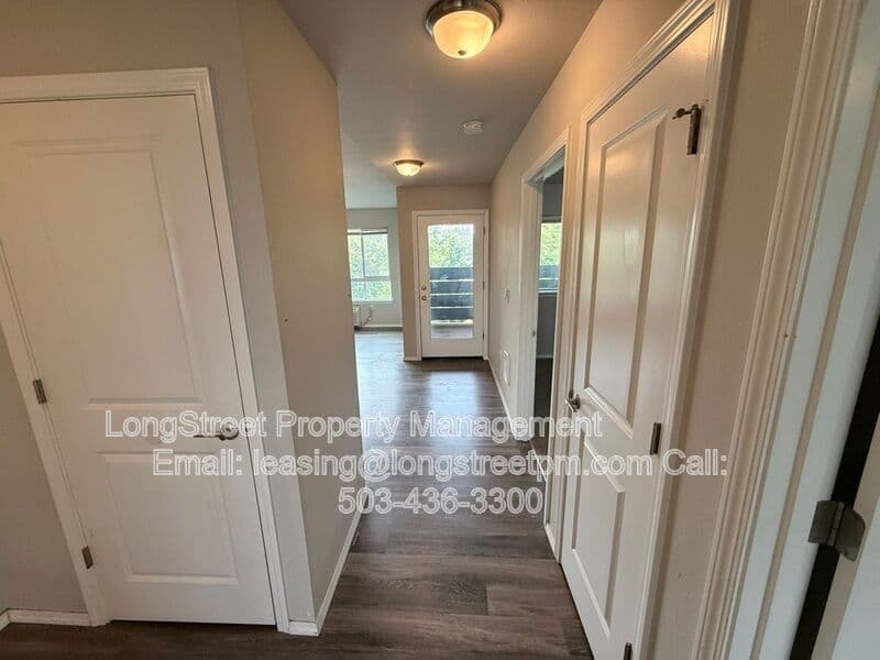 Keizer House: 3655 Pleasant View Dr NE