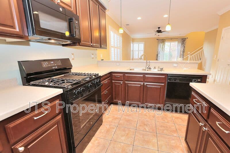 West Sacramento House: 4046 Martis Street