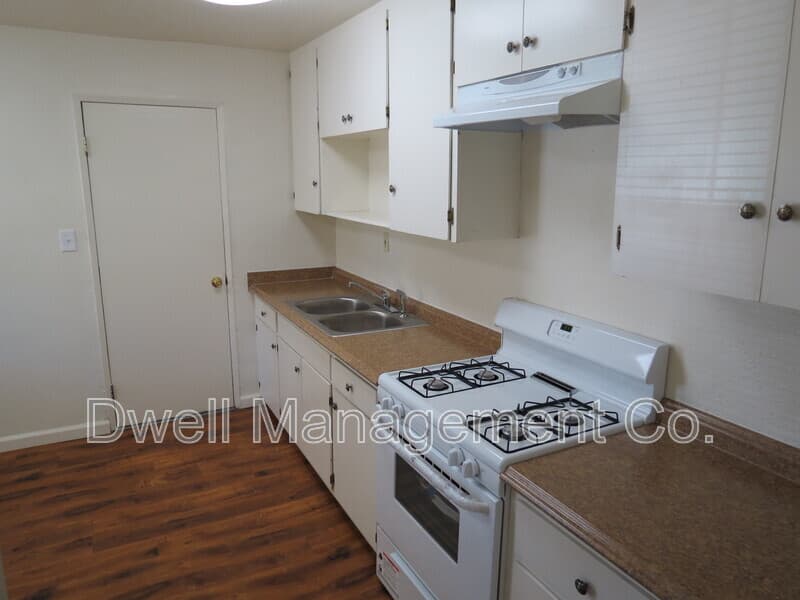El Cajon House: 1420 Diamond Ln