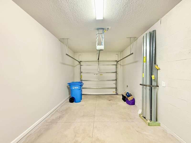 Brandon Townhome: 1124 Creek Valley Court - 1