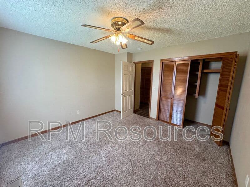 Oklahoma City Condo: 10900 Greystone