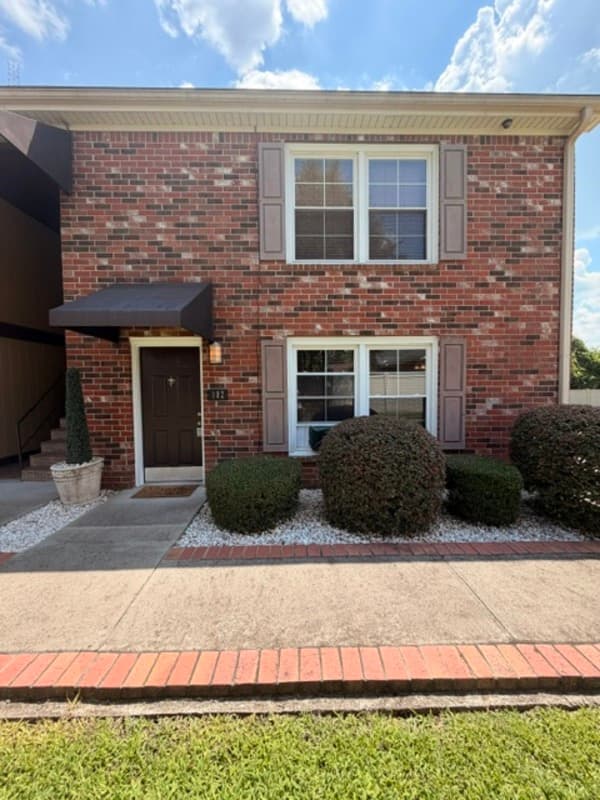 Columbia Condo: 801 Eastmont Drive #102