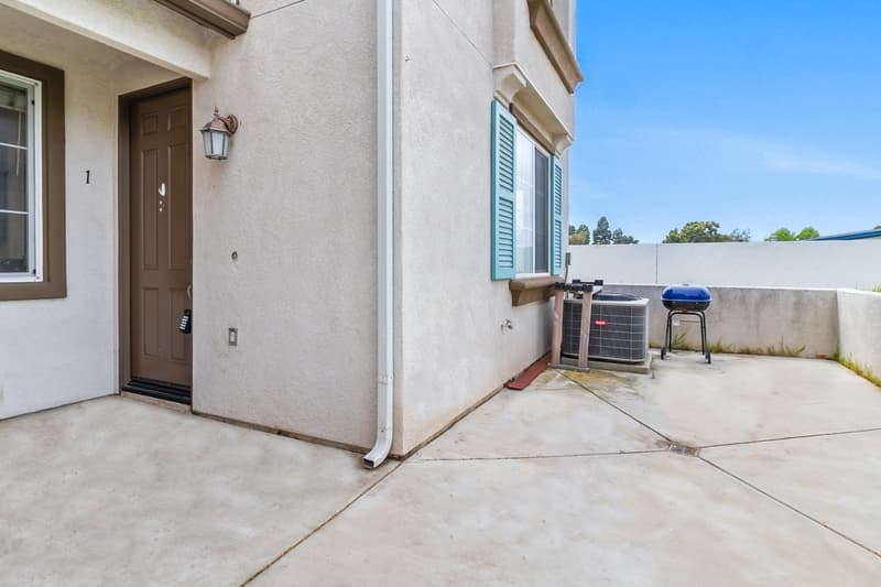 Oceanside Condo: 308 Island Way 1