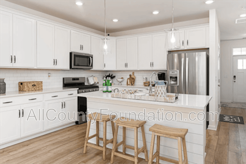 Moncks Corner House: 506 Trotters Lane
