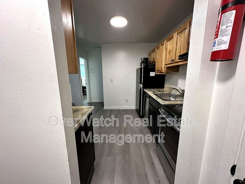 Anchorage Condo: 3105 W 33rd Ave