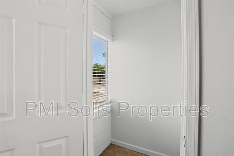 Phoenix House: 4672 North 30th Drive