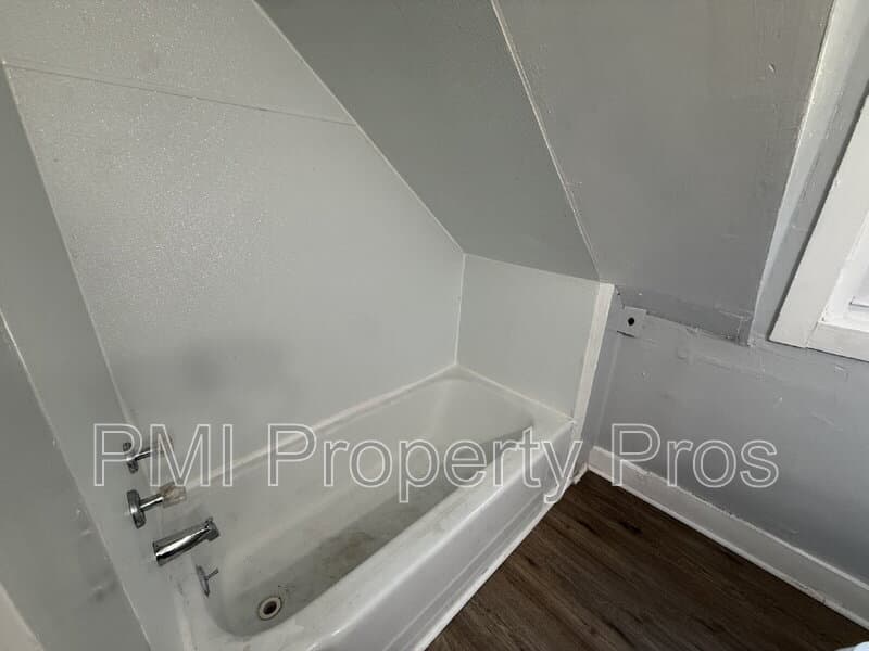 Milwaukee Condo: 4326A North 39th Street