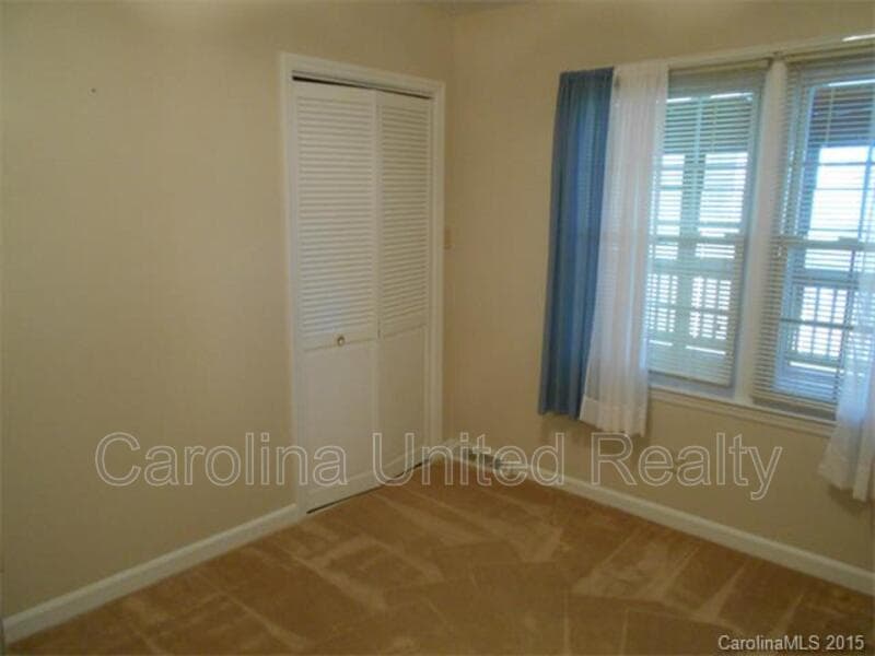 Charlotte House: 1330 E Barden Rd
