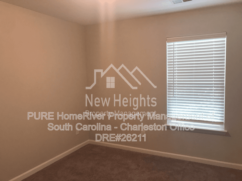 Goose Creek House: 160 Buchanan Cir