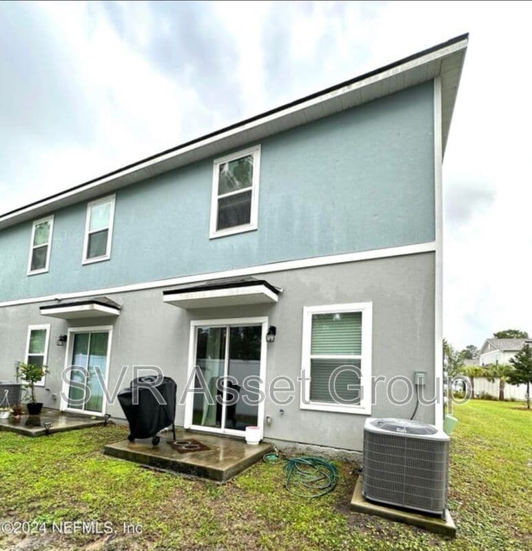 Jacksonville House: 937 Observatory Pkwy