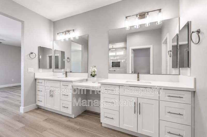 Pahrump House: 6380 Waterford Street