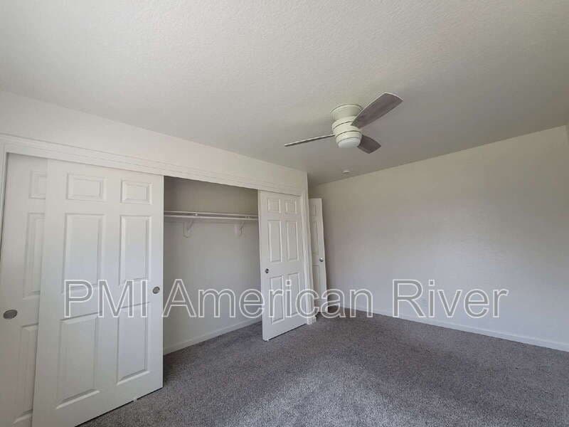 Sacramento House: 7147 Bacchini Avenue