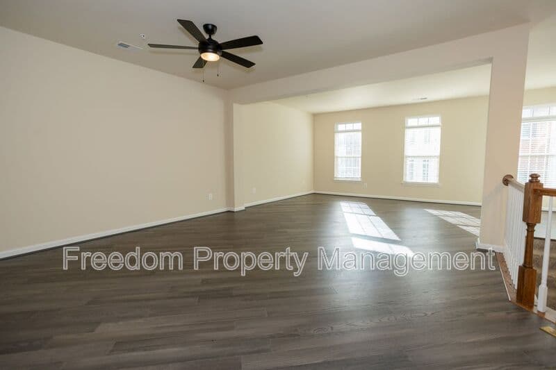 Gainesville Townhome: 7408 Brunson Cir