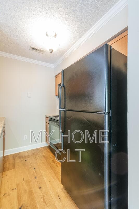 Charlotte Condo: 2516 Cranbrook Lane #11