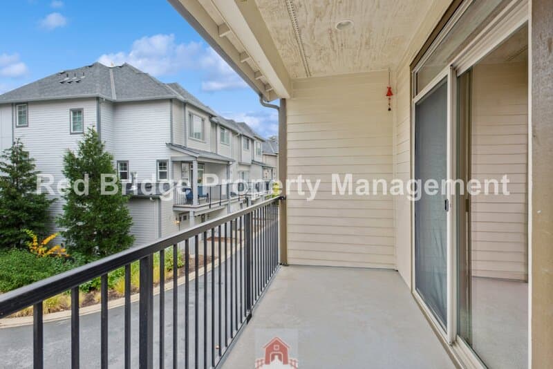 Wilsonville Townhome: 28520 SW Paris Ave