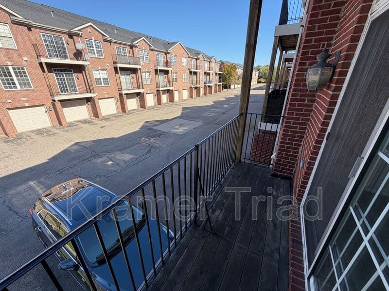 Southfield Condo: 25504 St. James