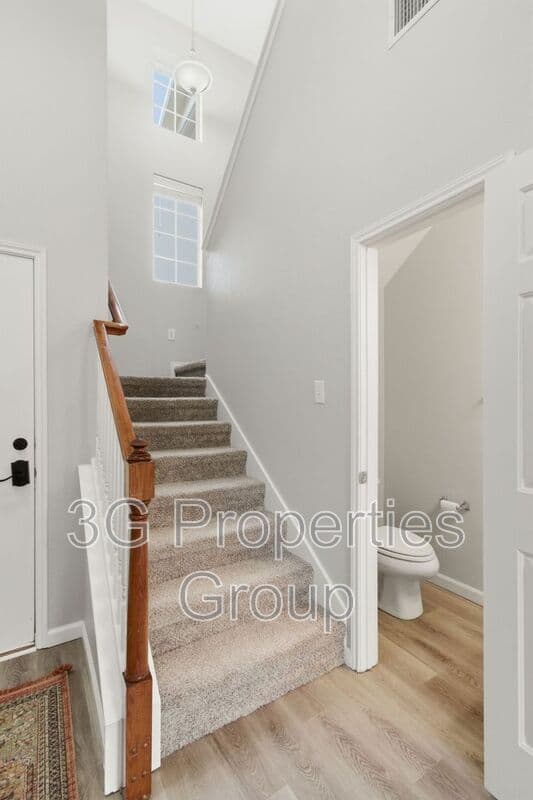 Lewisville House: 2925 St. Andrews Drive