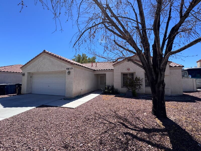 North Las Vegas House: 4615 Split Rock Dr