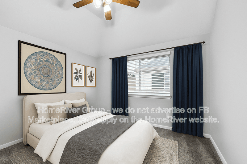 Houston House: 835 Forest Ivy Ln