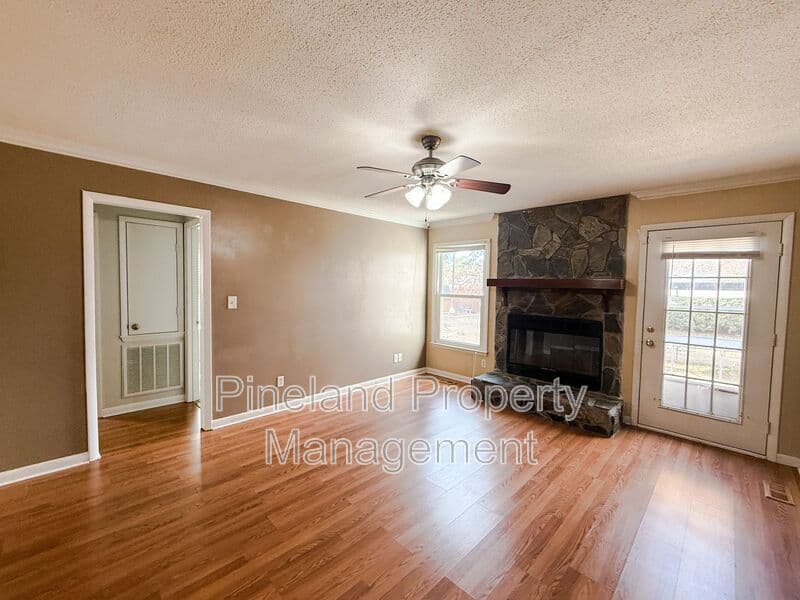 Fayetteville House: 6712 Carnforth Court
