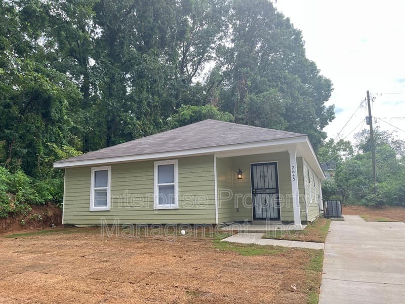 Memphis House: 2645 Mirror Avenue