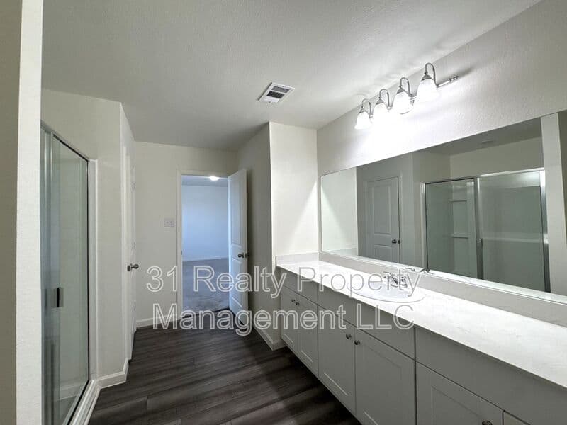 Fort Worth House: 10345 Castle Lyons Lane