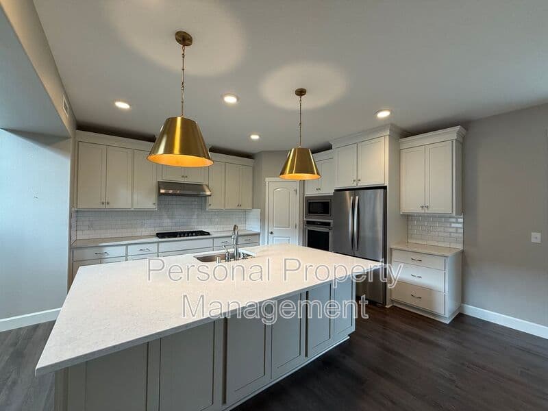 Vancouver House: 5502 NE 134th St